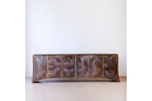 <a href="https://www.galeriegosserez.com/artistes/loellmann-valentin.html">Valentin Loellmann </a> - Brass - Sideboard